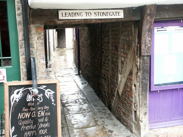 PICT5362-Low_clearance_snickleway